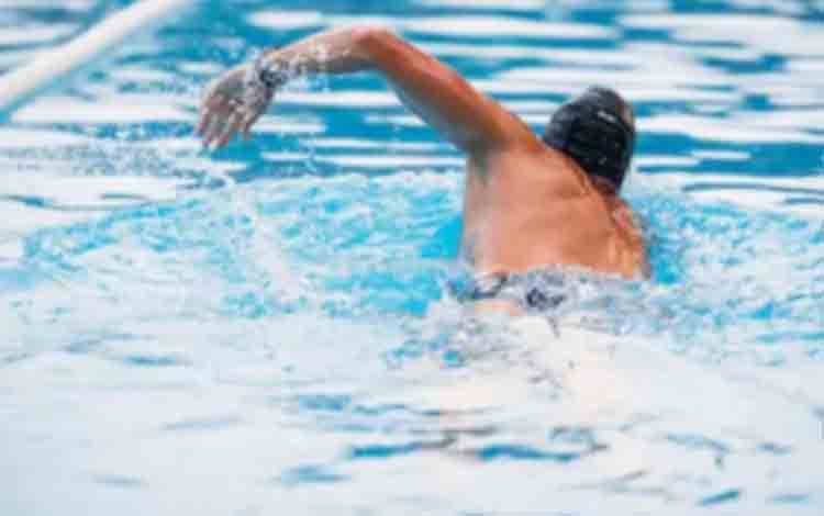 Ilustrasi berenang. (Shutterstock)