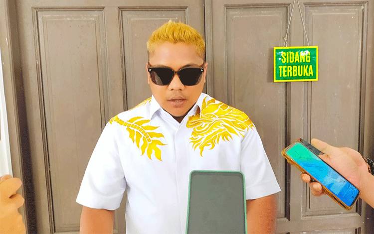 Penasihat Hukum MR dan DP Jeffriko Seran (Foto : PATHUR)