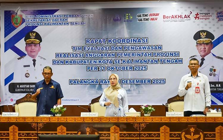 Rangkaian kegiatan Rapat Koordinasi Tim Evaluasi dan Pengawasan Realisasi Anggaran (TEPRA) di Aula Eka Hapakat, Rabu, 3 Desember 2025. (FOTO: BIRO ADPIM SETDA KALTENG)