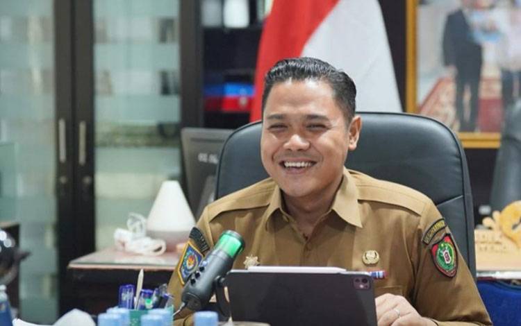 Plt Kadisdik Kalteng M Reza Prabowo (Foto : IST)