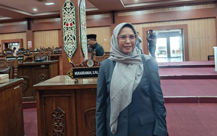 Anggota DPRD Palangka Raya, Mukarramah. (Foto:MARINI)