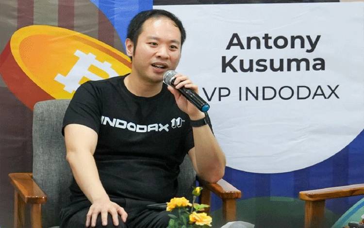 Vice President INDODAX, Antony Kusuma memberikan pemaparan terkait pasar kripto dalam sebuah diskusi di Jakarta (Antara/HO/Indodax)