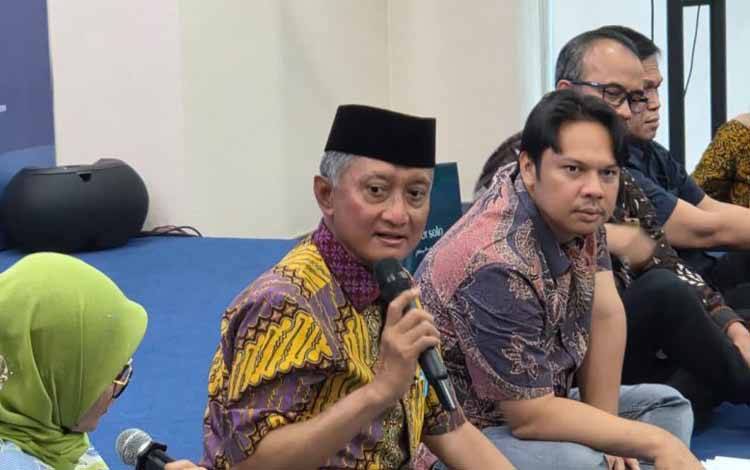 Menteri Pekerjaan Umum Dody Hanggodo dalam acara taklimat media perkembangan penanganan bencana di Kantor Kementerian PU, Jakarta, Jumat (16/1/2026) (ANTARA/Bayu Saputra)