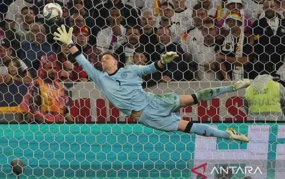 Penjaga gawang Timnas Jerman yang juga merupakan pemain Barcelona FC Marc Andre ter Stegen dalam laga semifinal UEFA Nations League A antara Jerman dan Portugal di Munich, Jerman (4/6/2025). ANTARA/Xinhua/Philippe Ruiz/aa.