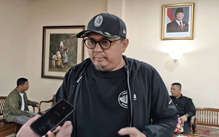 Komisaris Semen Padang FC Braditi Moulevey di Kota Padang, Minggu (18/1/2026). ANTARA/Muhammad Zulfikar