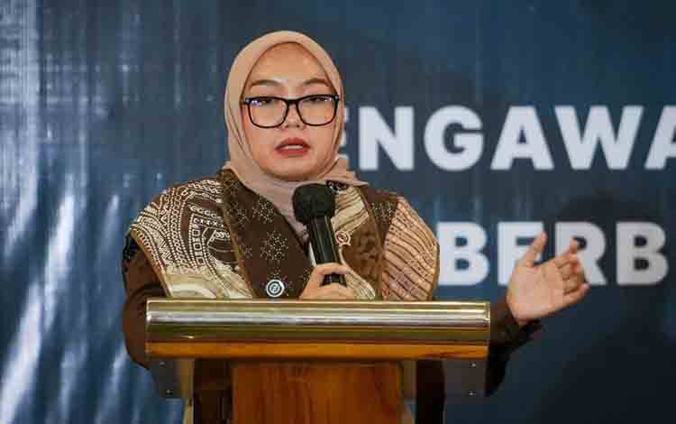 Wamenkop Farida Farichah memberikan arahan dalam agenda Forum Tematik Pengawasan Kopdes Merah Putih Berbasis Partisipasi Anggota dan Masyarakat di Denpasar, Bali, Jumat (12/12/2025). (ANTARA/HO-Humas Kemenkop)