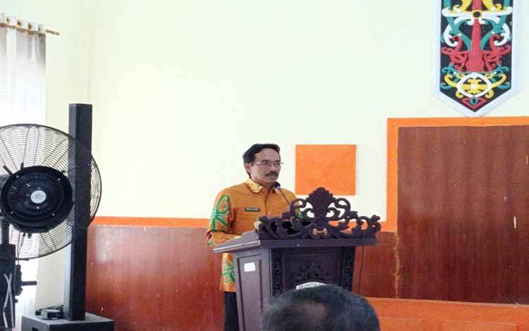 Kepala BPS Kota Palangka Raya, Amos Adam Residul (Foto:MARINI)