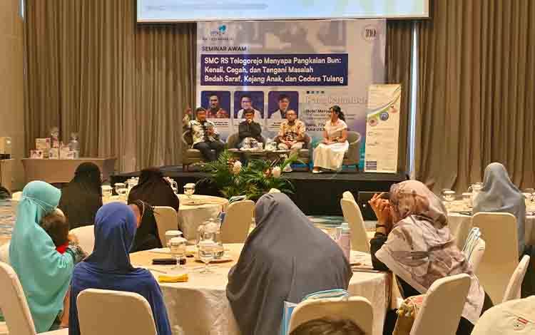 Suasana Seminar Awam SMC RS Telogorejo menyapa Pangkalan Bun di Hotel Mercure. (FOTO: DANANG)