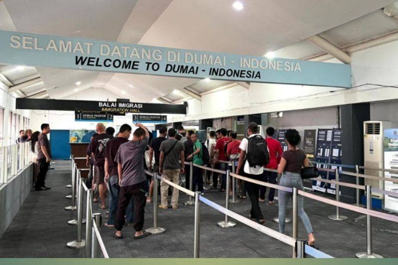 Ilustrasi kedatangan PMI bermasalah di Pelabuhan Dumai usai dideportasi Malaysia pada tahun 2025 lalu. ANTARA/HO-BP3MI Riau