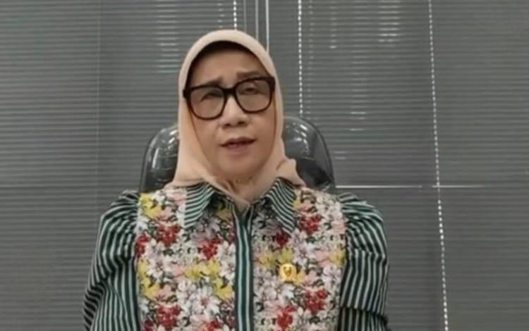 Ketua Komisi II DPRD Kalteng Siti Nafsiah (Foto : PATHUR)