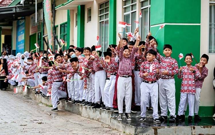 Ilustrasi keceriaan pelajar. Disdik Kalteng menegaskan pentingnya pendidikan aman bagi pelajar. (FOTO: PIXELS/IRGI NUR FADIL)