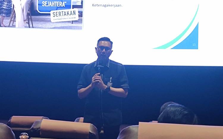 Kepala BPJS Ketenagakerjaan Palangka Raya, Subhan Adinugroho saat rangkaian media gathering dan nonton bersama di Palangka Raya. (FOTO: HERMAWAN)