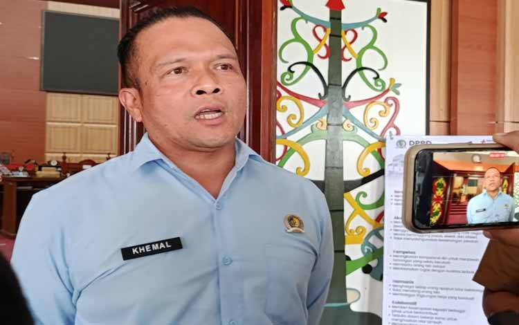 Anggota Komisi II DPRD Palangka Raya, Khemal Nasery (Foto:MARINI)