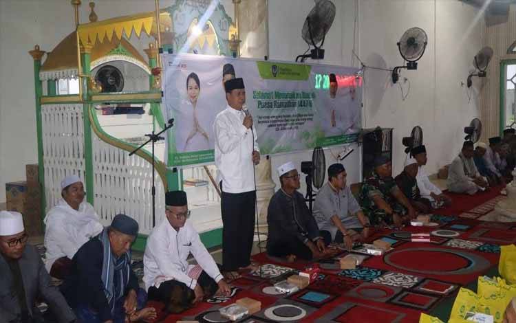 Wakil Bupati Seruyan?Supian?memberi arahan saat safari Ramadhan di Telaga Pulang Kecamatan Danau Sembuluh (Foto : Ist)