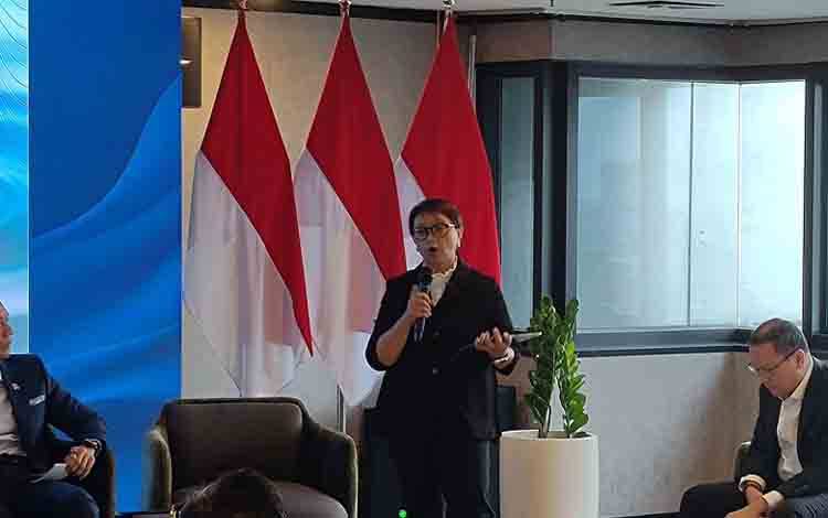Utusan Khusus Sekretaris Jenderal Perserikatan Bangsa-Bangsa (PBB) untuk Isu Air Retno Marsudi memberikan paparan dalam acara "Water Town Hall Meeting" Kementerian Koordinator Infrastruktur dan Pembangunan Kewilayahan di Jakarta, Selasa (24/2/2026). (ANTARA/Aria Ananda)