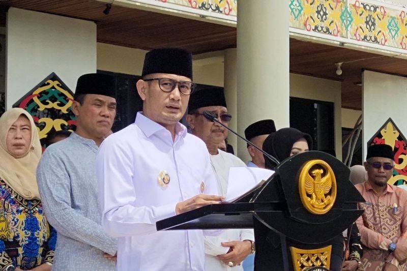 Wali Kota Palangka Raya, Fairid Naparin. ANTARA/Rendhik Andika