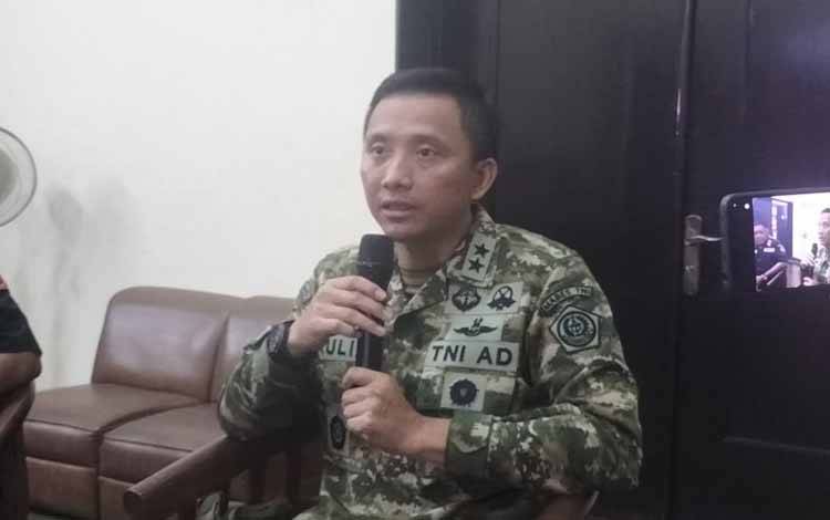 Kepala Pusat Penerangan Mabes TNI Mayjen TNI Aulia Dwi Nasrullah kepada awak media, (ANTARA/Walda Marison)
