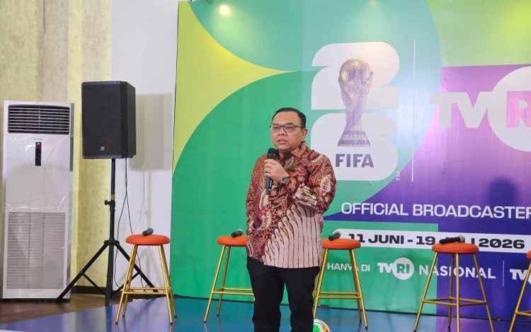 Ketua Komisi VII DPR RI Saleh Partaonan Daulay memberi sambutan pada jumpa pers di media center TVRI, Jakarta, Rabu (25/3/2026). (ANTARA/RAUF ADIPATI)