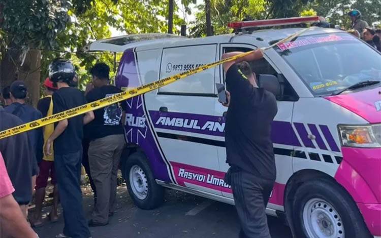 TKP penemuan jasad pria tak bernyawa di Muara Kelayan, Banjarmasin, Jumat, 24 April 2026. (FOTO: IST)