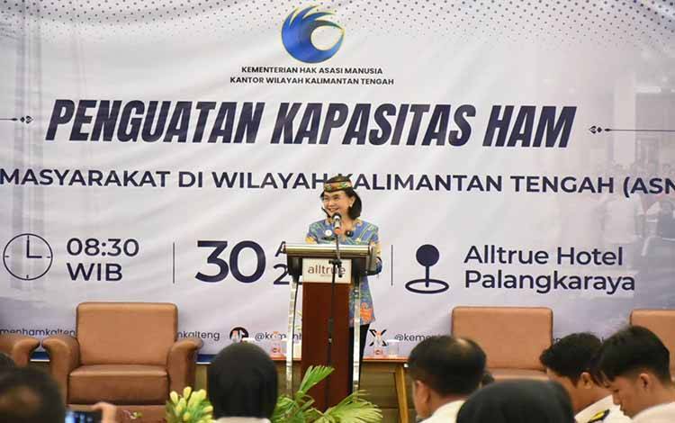Penjabat Sekretaris Daerah Provinsi Kalimantan Tengah Linae Victoria Aden. (FOTO:BIRO ADPIM SETDA KALTENG)