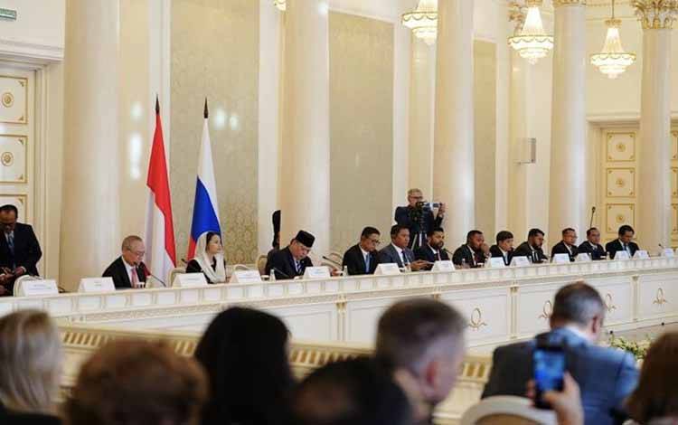 Sidang Komisi Bersama (SKB) ke-14 Indonesia - Rusia Bidang Kerja Sama Perdagangan, Ekonomi, dan Teknik berlangsung di Kazan, Rusia. (ANTARA/HO-Kemenko Perekonomian)