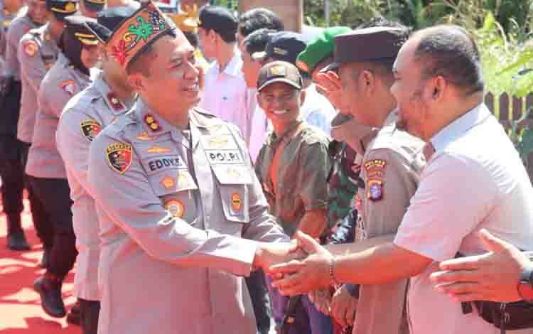 Kegiatan peresmian Kantor Polsubsektor Paju Epat di RT 01 Desa Telang, Kecamatan Paju Epat, Sabtu, 6 Juni 2026. (FOTO: AGUSTINUS BOLE MALO)