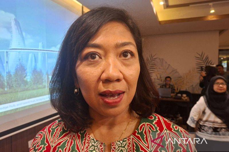 COO ECADIN Candra Sutama menjawab pertanyaan wartawan di Jakarta. (ANTARA/Aji Cakti)