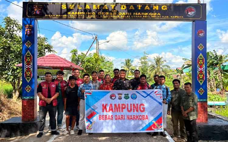 Kampung Bebas Narkoba di Selat Utara, Kuala Kapuas, Kamis, 18 Juni 2026. (FOTO: Humas Polres Kps)