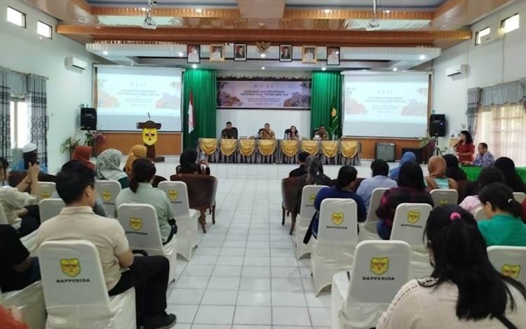 Sertifikasi Halal Produk UMKM yang digelar di Kantor Badan Perencanaan Pembangunan, Riset dan Inovasi Daerah (Bapperida) Kabupaten Gunung Mas. (Foto: Humas BI untuk BORNEONEWS)