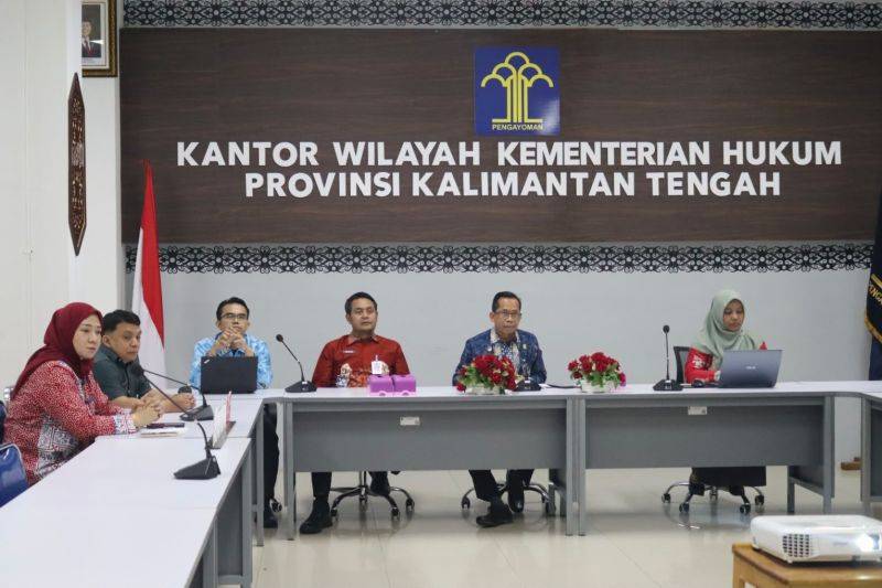 Kemenkum Kalteng-Pemkab Kapuas harmonisasi raperbup pembebasan BPHTB di Palangka Raya, Kamis (9/7/2026). ANTARA/Kanwil Kemenkum Kalteng