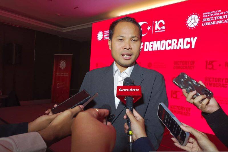 Pengamat isu Timur Tengah dari Universitas Indonesia Muhammad Syaroni Rofii. /ANTARA FOTO/Asri Mayang Sari.