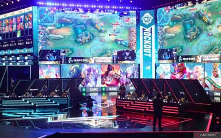 ARSIP Ilustrasi - Team Alter Ego Esports Indonesia (kiri) bertanding melawan Team Spirit asal Rusia (kanan) dalam kompetisi e-sports internasional Mobile Legends M7 World Championship di Tennis Indoor, Gelora Bung Karno, Senayan, Jakarta, Jumat (23/1/2026). ANTARA FOTO/Muhammad Iqbal/foc