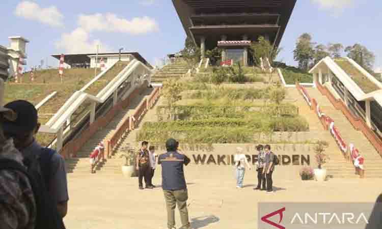 Tampilan Istana Wakil Presiden di IKN beserta 210 anak tangganya. ( ANTARA/Novi Abdi)