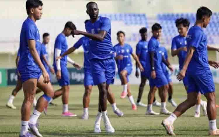 Tim Isen Mulang Kalteng FC saat menjalani latihan. ANTARA/HO-Isen Mulang Kalteng FC.