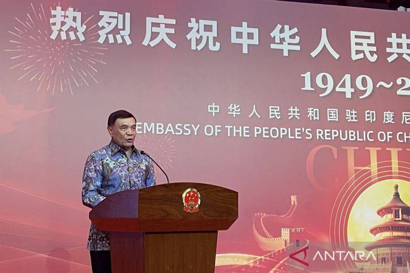 Menteri Koordinator bidang Politik dan Keamanan Djamari Chaniago menyampaikan sambutannya dalam perayaan Hari Nasional ke-77 Republik Rakyat China di Jakarta, Selasa malam (22/9/2026). ANTARA/Nabil Ihsan