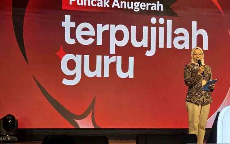 Direktur Jenderal Guru dan Tenaga Kependidikan (Dirjen GTK) Kemendikdasmen Nunuk Suryani menjadi pembicara kunci dalam acara Puncak Anugerah Terpujilah Guru yang diselenggarakan oleh Telkomsel di Jakarta Selatan pada Rabu (23/9/2026). (ANTARA/Hana Dewi Kinarina Kaban)