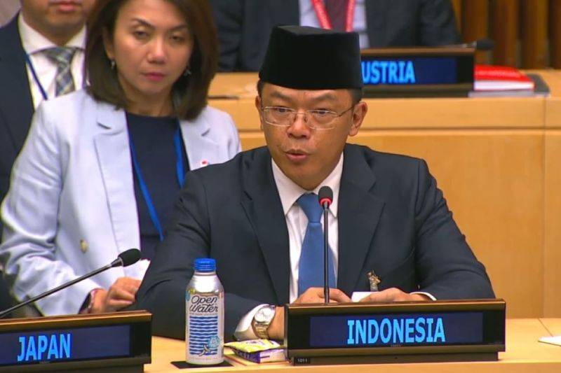 Tangkapan layar - Menteri Luar Negeri (Menlu) Indonesia, Sugiono saat menyampaikan pernyataan dalam pertemuan tingkat tinggi mengenai Deklarasi Perlindungan Personel Kemanusiaan di Markas Perserikatan Bangsa-Bangsa (PBB) di New York, Rabu (23/9/2026), sebagaimana disiarkan UN Web TV. /ANTARA/Nabil Ihsan.