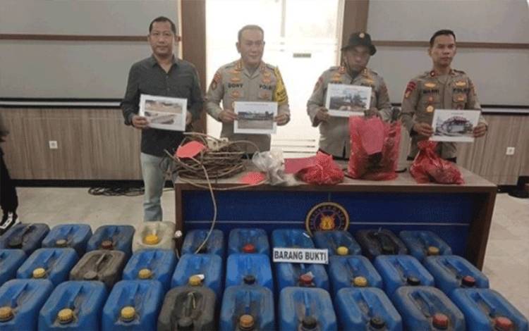 Pengepul Pertalet di Kapuas yang Diringkus Ditpolairud Polda Kalteng beli BBM Subsidi dengan Harga Rp 470 per Jeriken