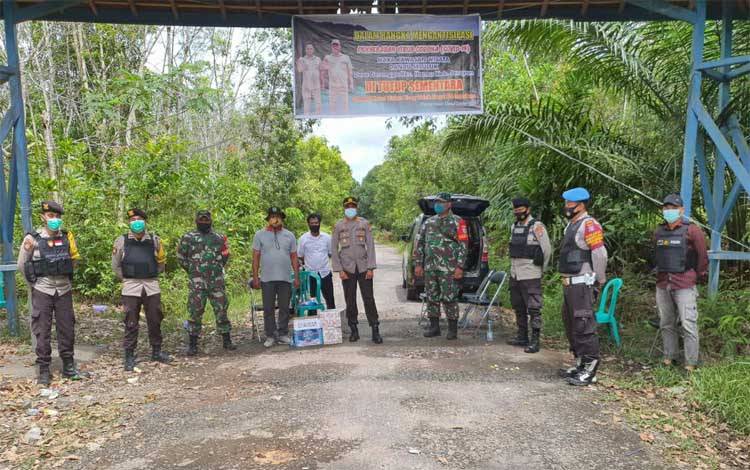 Pintu Masuk Objek Wisata Danau Seluluk Dijaga Ketat