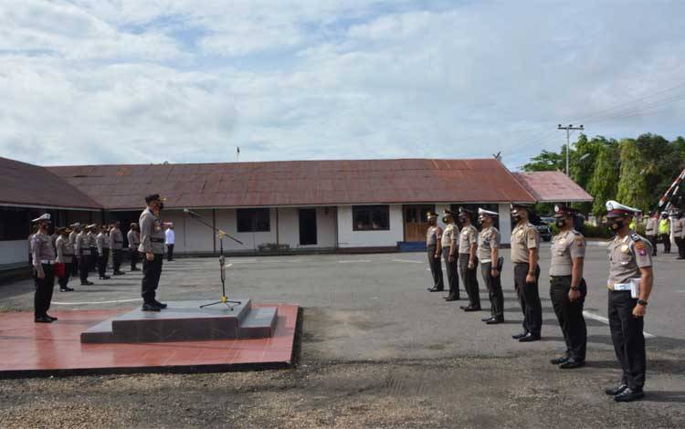 40 Personel Polres Barito Selatan Naik Pangkat