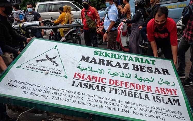 Polri akan Tindak Masyarakat yang Dukung dan Gunakan Atribut FPI