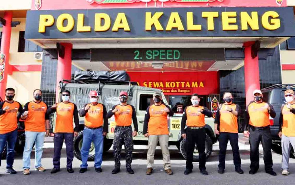 Kapolda Kalteng Bersama Danrem Touring Bakti Sosial ke Pulpis