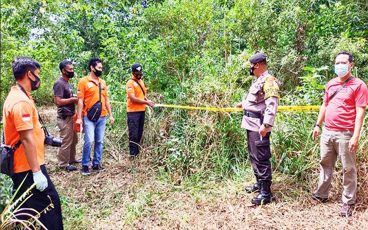 Polisi Olah TKP Penemuan Mayat di Tangkiling, Ini Dugaan Penyebab Kematiannya
