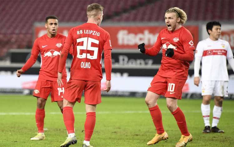 Gol Semata Wayang Olmo Bawa Leipzig Rebut Puncak Klasemen Liga Jerman