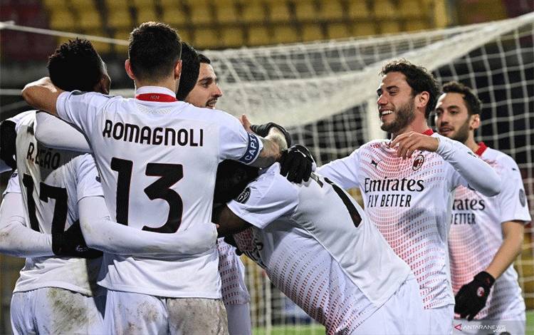 Milan Kembali Puncaki Klasemen Setelah Tundukkan Benevento 2-0