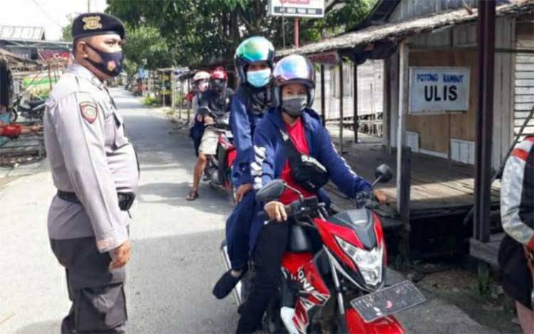 Polsek Kapuas Barat Giatkan Operasi Yustisi Penerapan Protokol Kesehatan Cegah Covid-19