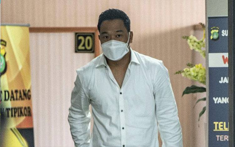 12 Jam Diperiksa Soal Video Porno Gisel, Michael Yukinobu Minta Maaf