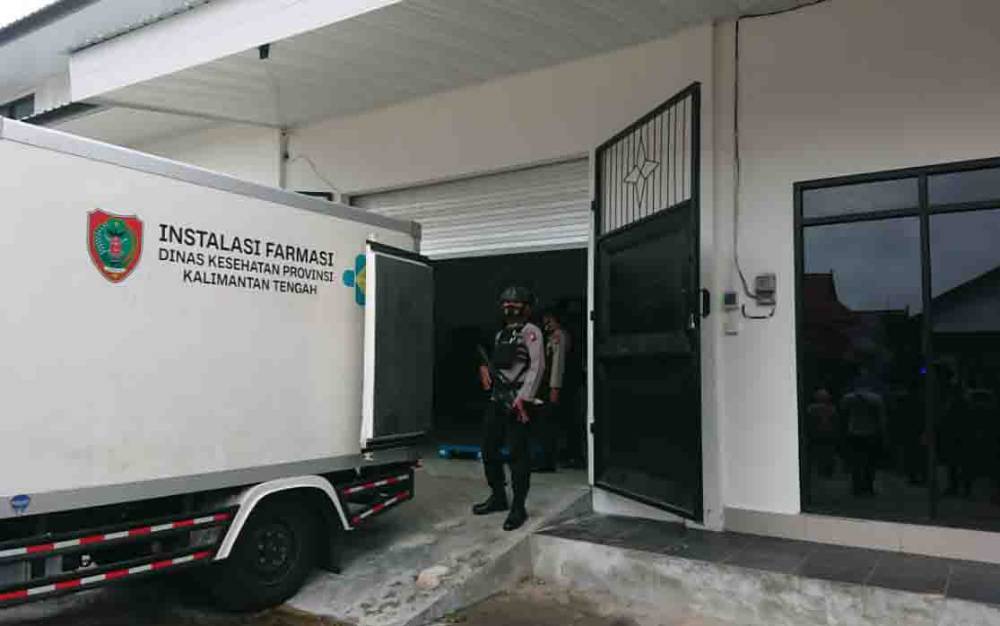 Vaksin Tahap Pertama Khusus untuk Tenaga Kesehatan