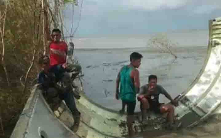 Personel Gabungan Datangi Lokasi Penemuan Serpihan Mirip Badan Pesawat