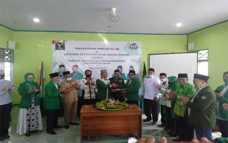Peringati Harlah ke 48, DPC PPP Katingan Gelar Latihan Kepemimpinan Kader Dasar